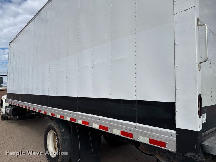 image for item YA0609 2018 International DuraStar 4300 box truck