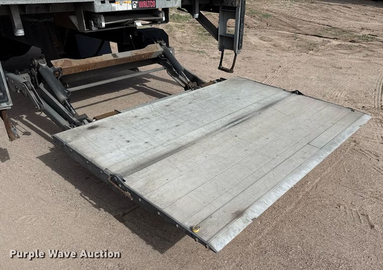 image for item YA0609 2018 International DuraStar 4300 box truck