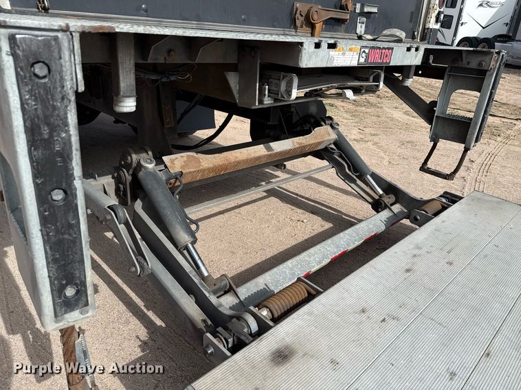 image for item YA0609 2018 International DuraStar 4300 box truck