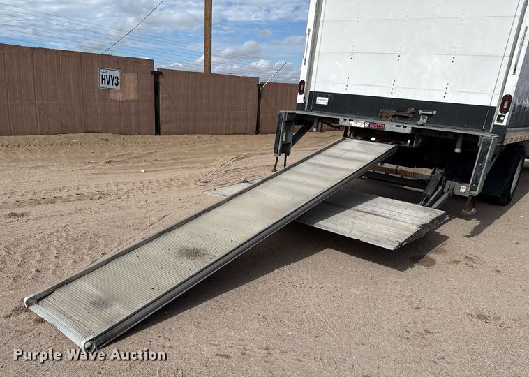 image for item YA0609 2018 International DuraStar 4300 box truck