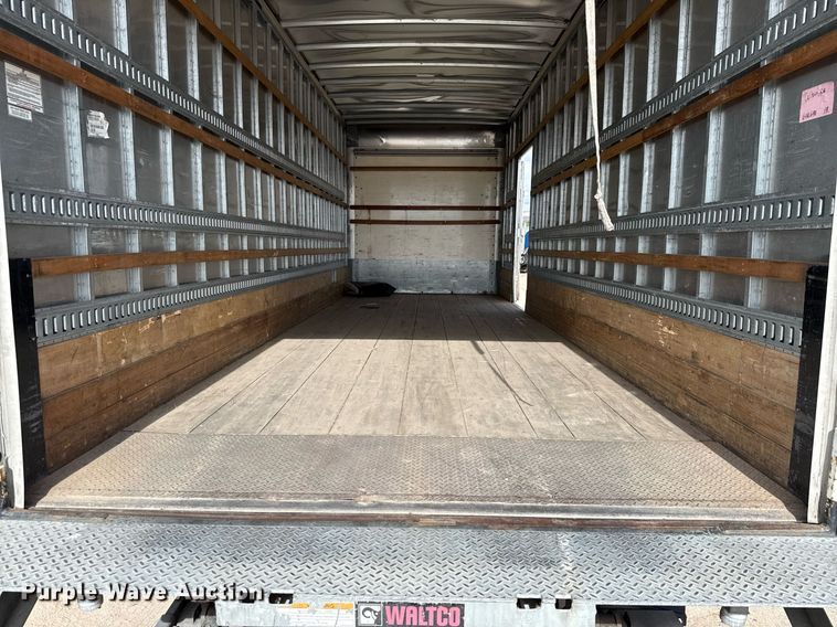 image for item YA0609 2018 International DuraStar 4300 box truck
