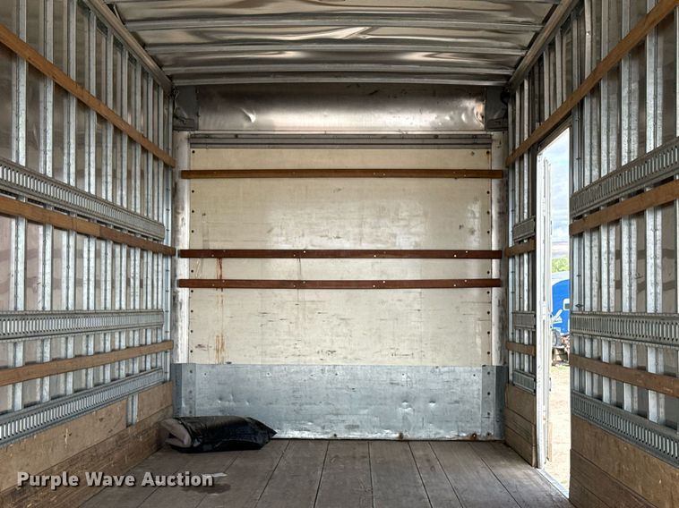 image for item YA0609 2018 International DuraStar 4300 box truck