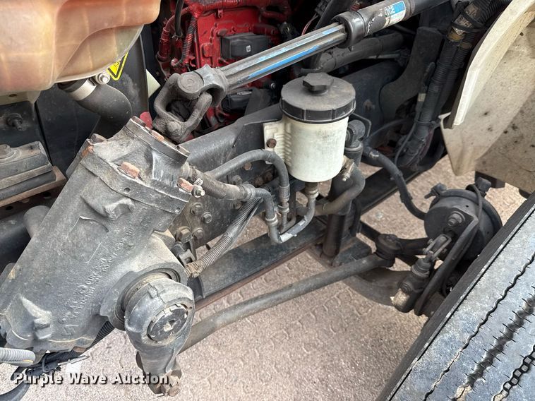 image for item YA0609 2018 International DuraStar 4300 box truck