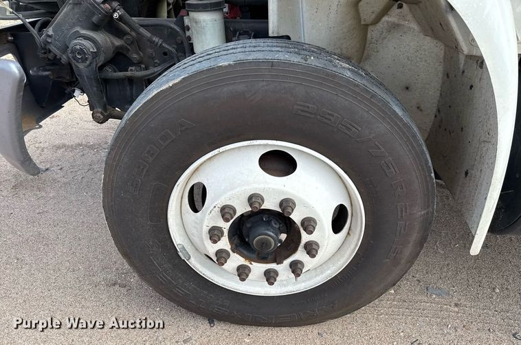 image for item YA0609 2018 International DuraStar 4300 box truck