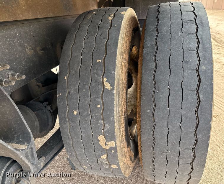 image for item YA0609 2018 International DuraStar 4300 box truck