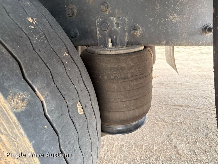 image for item YA0609 2018 International DuraStar 4300 box truck