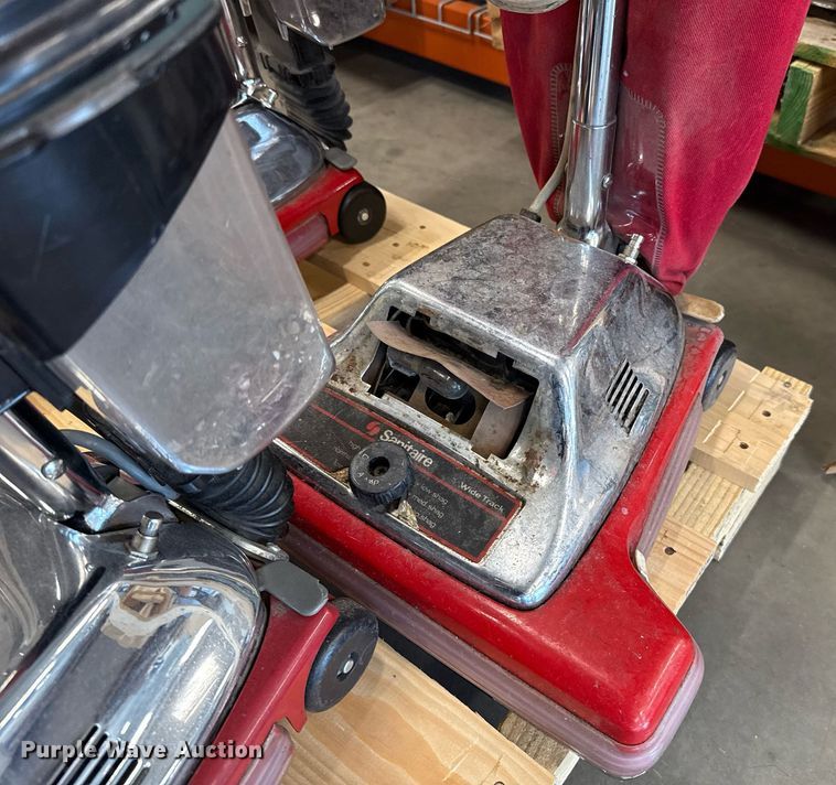 image for item DT6643 Vacuums