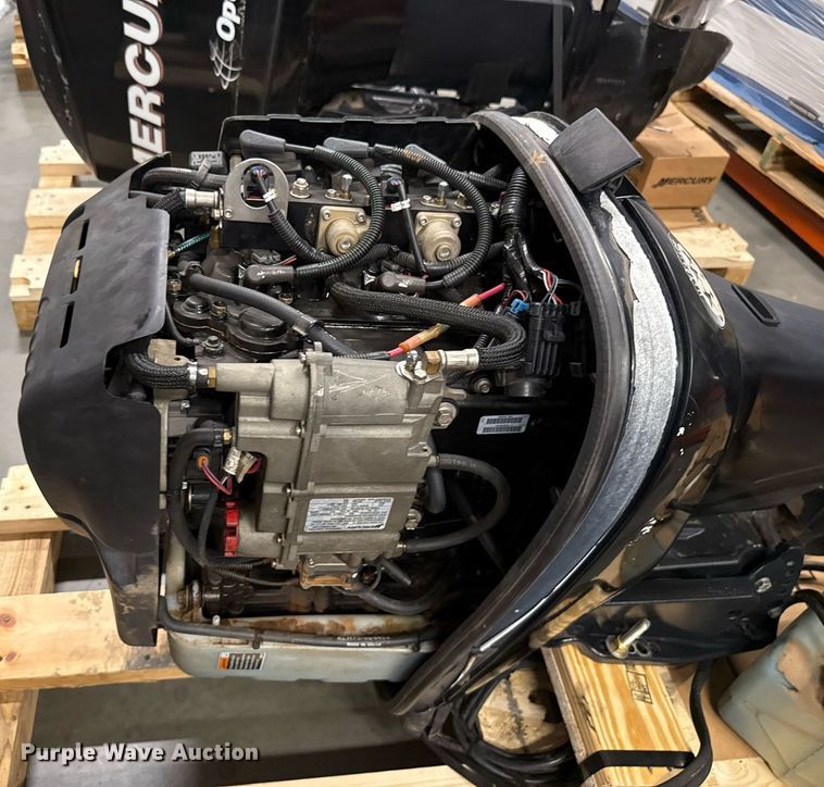 image for item DT6646 2007 Mercury Optimax outboard engine