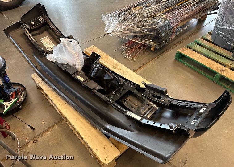 image for item DT6652 2025 Ford F350 bumper