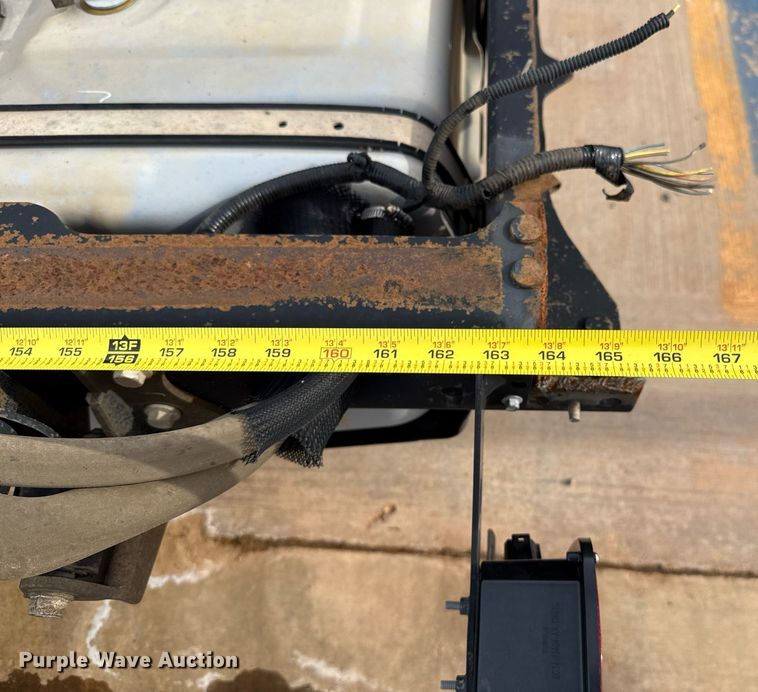 image for item DT6654 2012 Ford F550 truck cab and chassis