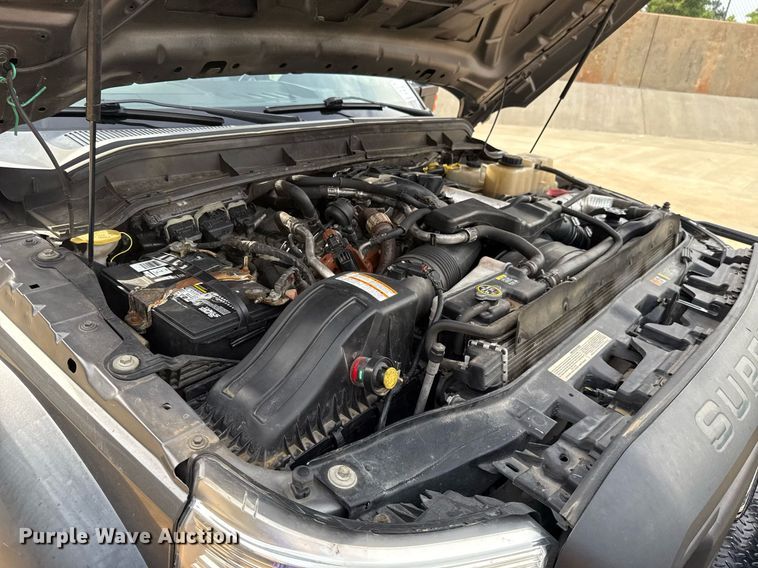 image for item DT6654 2012 Ford F550 truck cab and chassis