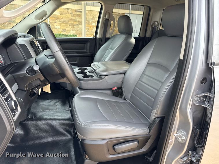 image for item DT6655 2019 Dodge Ram 1500 Classic  Quad Cab pickup truck