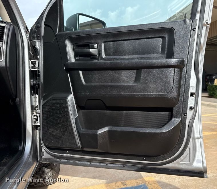 image for item DT6655 2019 Dodge Ram 1500 Classic  Quad Cab pickup truck