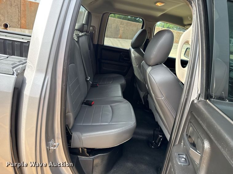 image for item DT6655 2019 Dodge Ram 1500 Classic  Quad Cab pickup truck