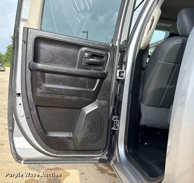 image for item DT6655 2019 Dodge Ram 1500 Classic  Quad Cab pickup truck