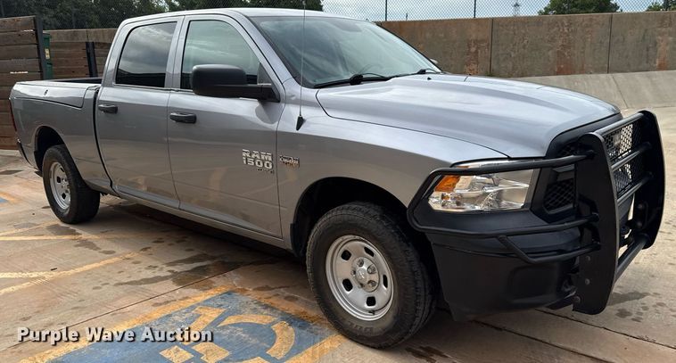 image for item DT6656 2019 Dodge Ram 1500 Crew Cab pickup truck