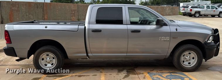 image for item DT6656 2019 Dodge Ram 1500 Crew Cab pickup truck