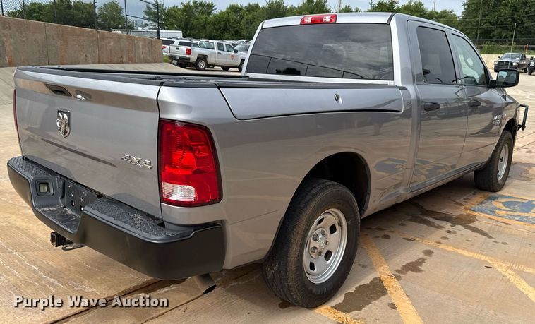 image for item DT6656 2019 Dodge Ram 1500 Crew Cab pickup truck