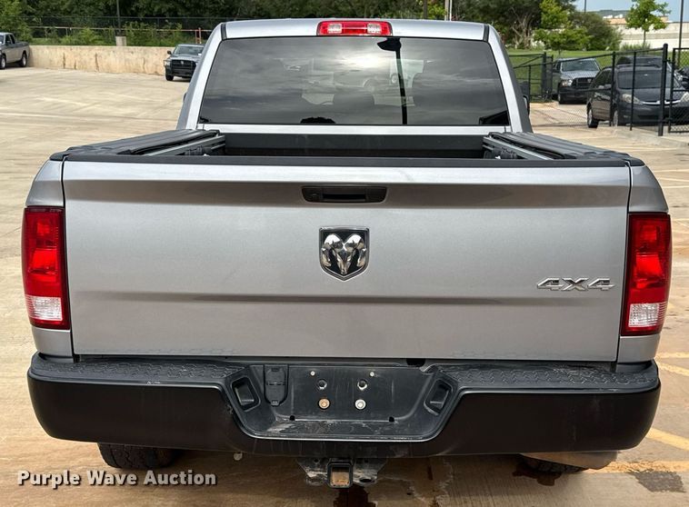 image for item DT6656 2019 Dodge Ram 1500 Crew Cab pickup truck