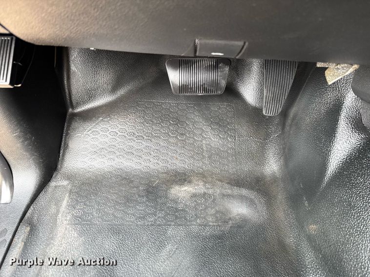 image for item DT6656 2019 Dodge Ram 1500 Crew Cab pickup truck