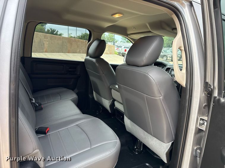 image for item DT6656 2019 Dodge Ram 1500 Crew Cab pickup truck