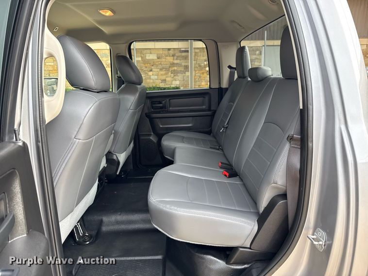 image for item DT6656 2019 Dodge Ram 1500 Crew Cab pickup truck