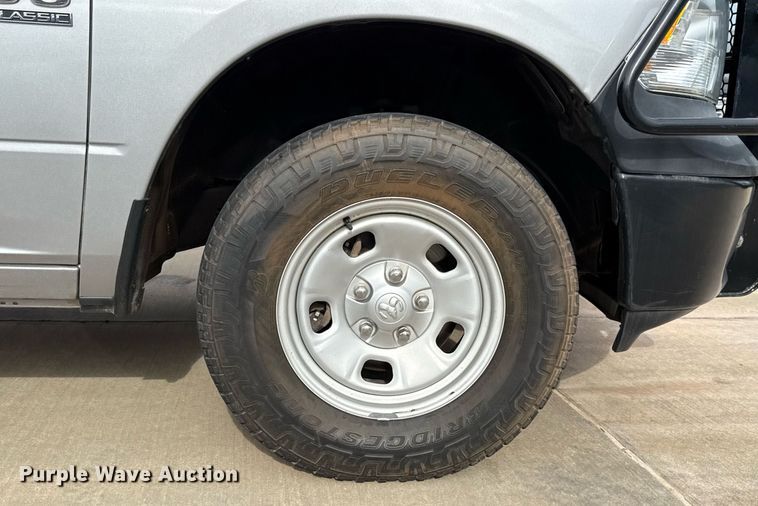 image for item DT6656 2019 Dodge Ram 1500 Crew Cab pickup truck