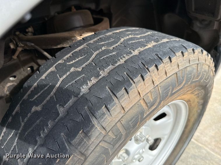 image for item DT6656 2019 Dodge Ram 1500 Crew Cab pickup truck