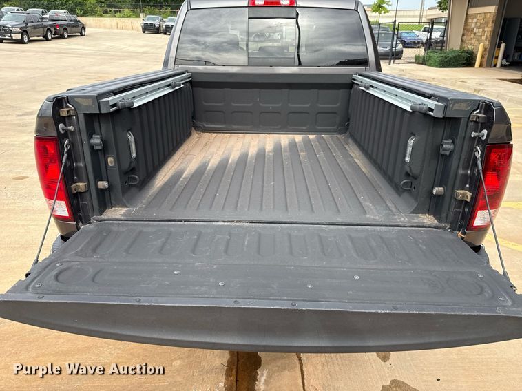 image for item DT6657 2019 Dodge Ram 1500 Crew Cab pickup truck