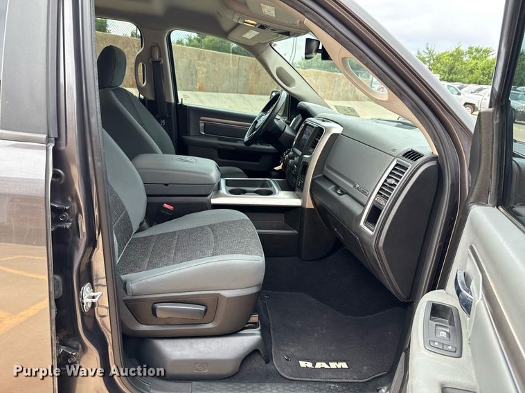 image for item DT6657 2019 Dodge Ram 1500 Crew Cab pickup truck