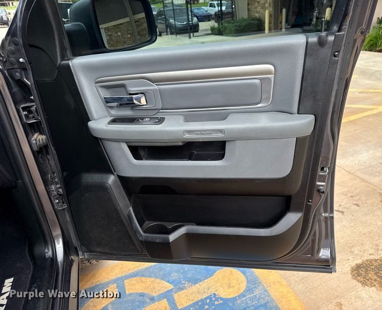 image for item DT6657 2019 Dodge Ram 1500 Crew Cab pickup truck