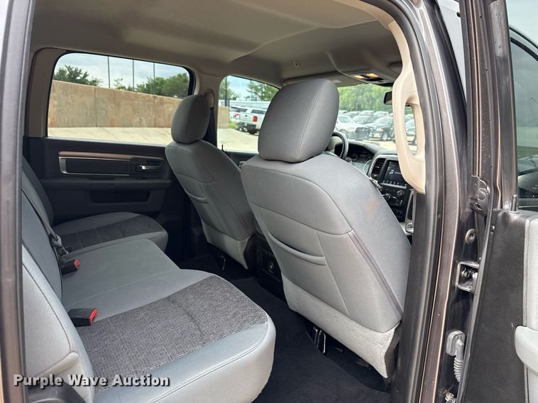 image for item DT6657 2019 Dodge Ram 1500 Crew Cab pickup truck