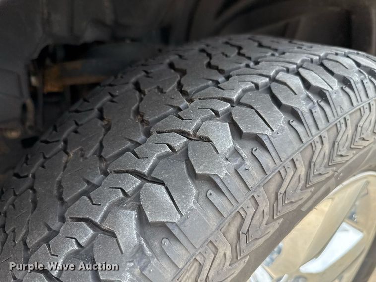 image for item DT6657 2019 Dodge Ram 1500 Crew Cab pickup truck