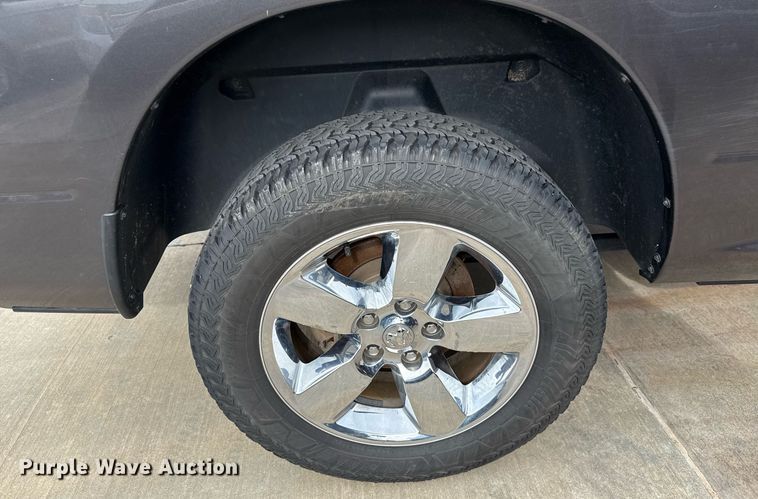 image for item DT6657 2019 Dodge Ram 1500 Crew Cab pickup truck