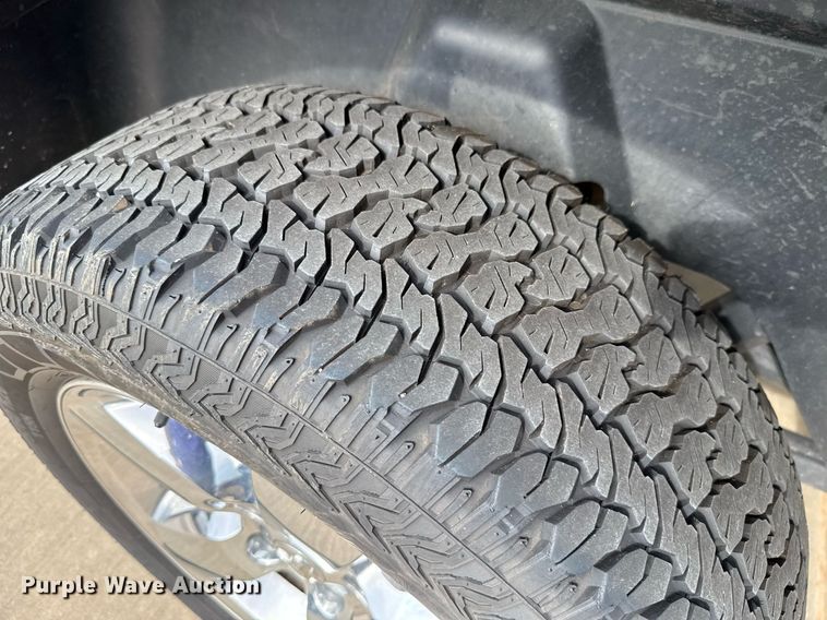 image for item DT6657 2019 Dodge Ram 1500 Crew Cab pickup truck