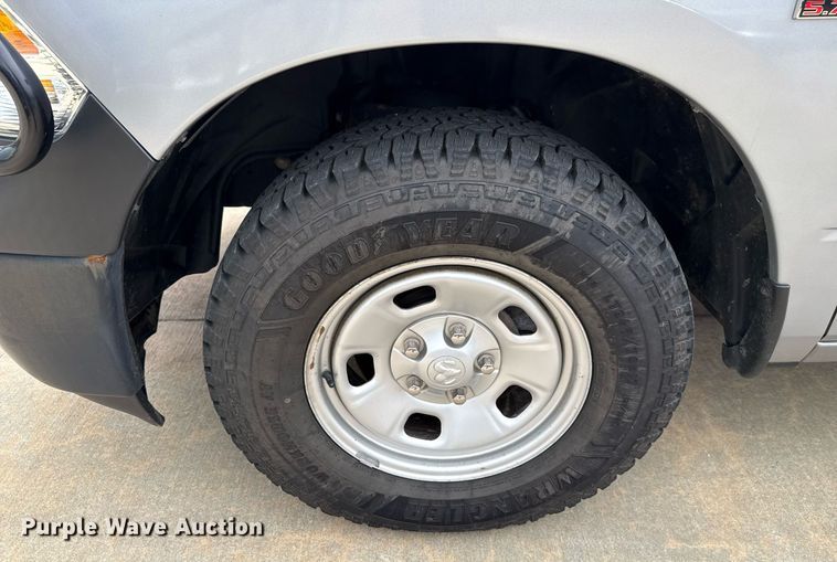 image for item DT6658 2020 Dodge Ram 1500 Classic Quad Cab pickup truck