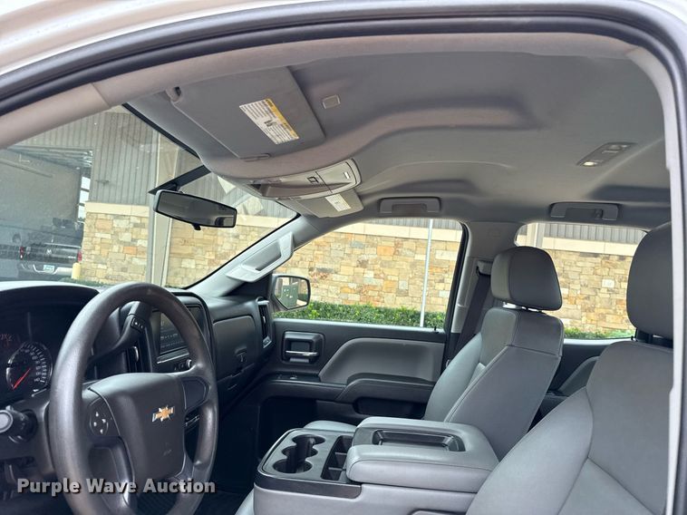 image for item DT6660 2017 Chevrolet Silverado 1500 Double Cab pickup truck