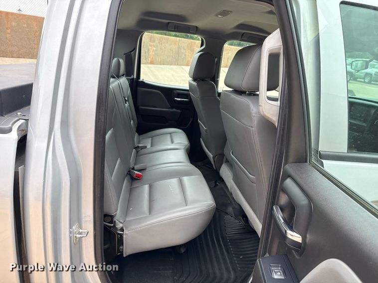 image for item DT6660 2017 Chevrolet Silverado 1500 Double Cab pickup truck