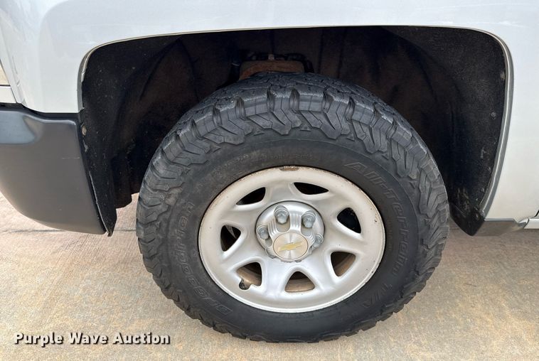 image for item DT6660 2017 Chevrolet Silverado 1500 Double Cab pickup truck