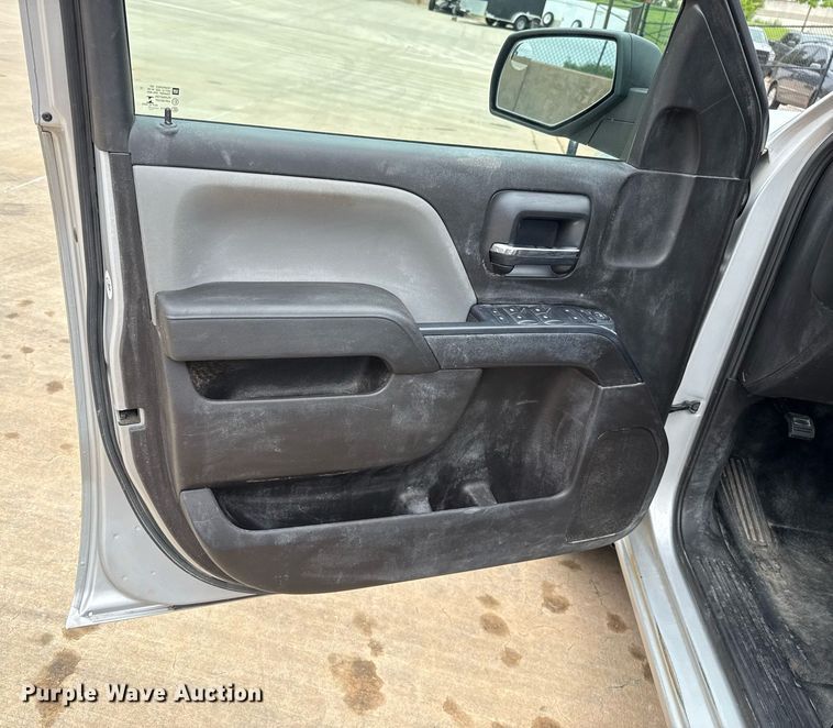 image for item DT6661 2016 Chevrolet Silverado 1500 Double Cab pickup truck