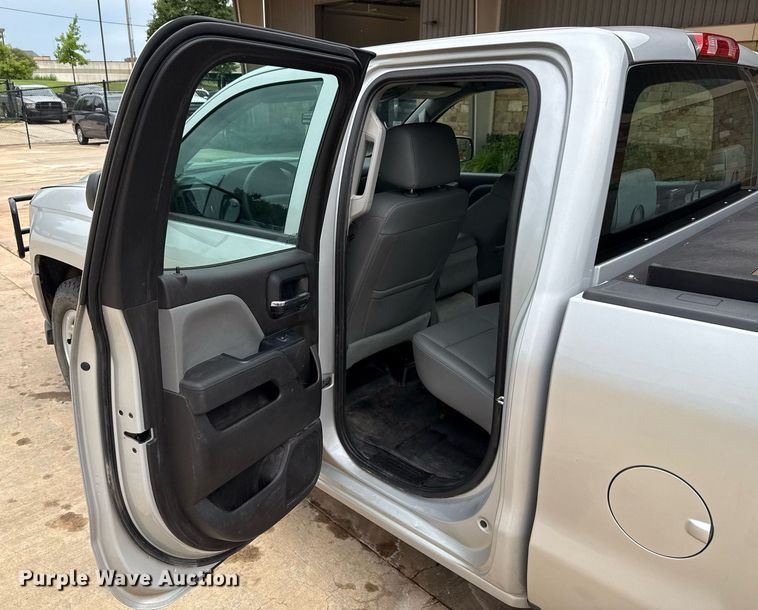 image for item DT6661 2016 Chevrolet Silverado 1500 Double Cab pickup truck