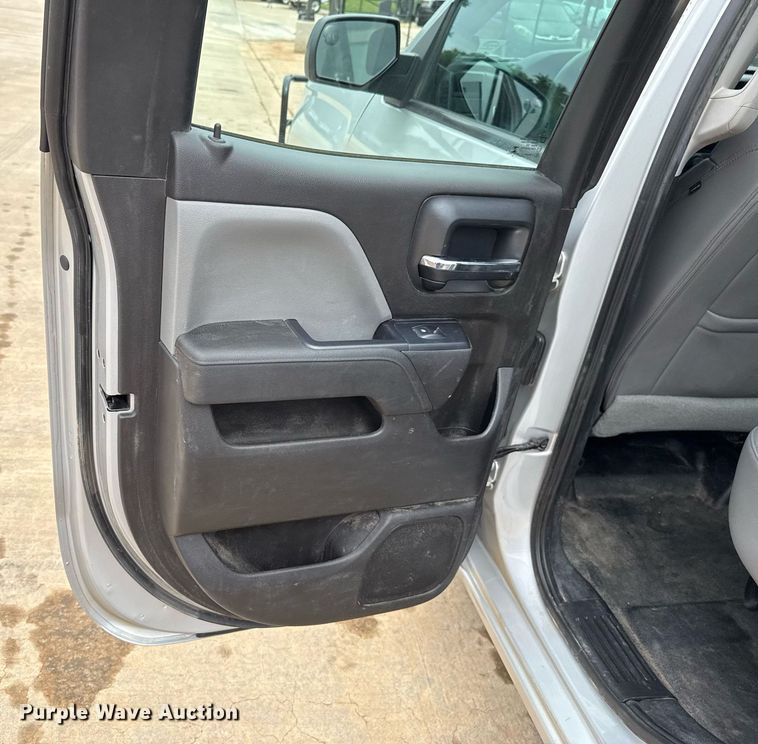 image for item DT6661 2016 Chevrolet Silverado 1500 Double Cab pickup truck