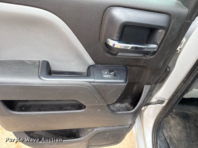 image for item DT6661 2016 Chevrolet Silverado 1500 Double Cab pickup truck