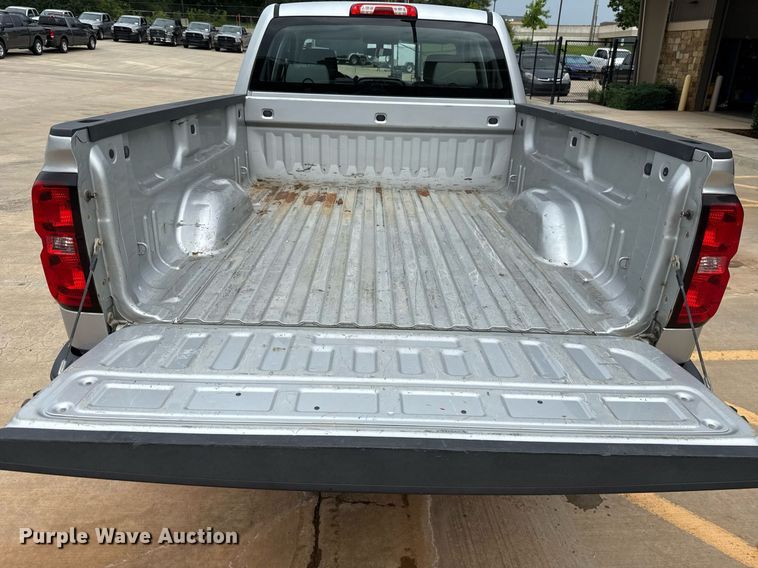 image for item DT6662 2016 Chevrolet Silverado 1500 Double Cab pickup truck