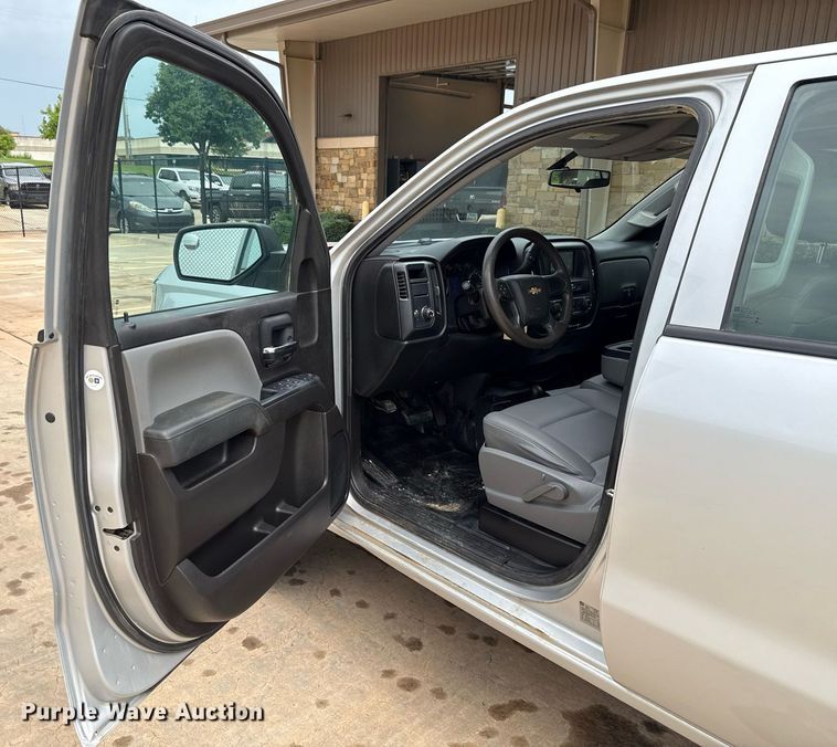 image for item DT6662 2016 Chevrolet Silverado 1500 Double Cab pickup truck