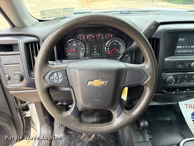 image for item DT6662 2016 Chevrolet Silverado 1500 Double Cab pickup truck