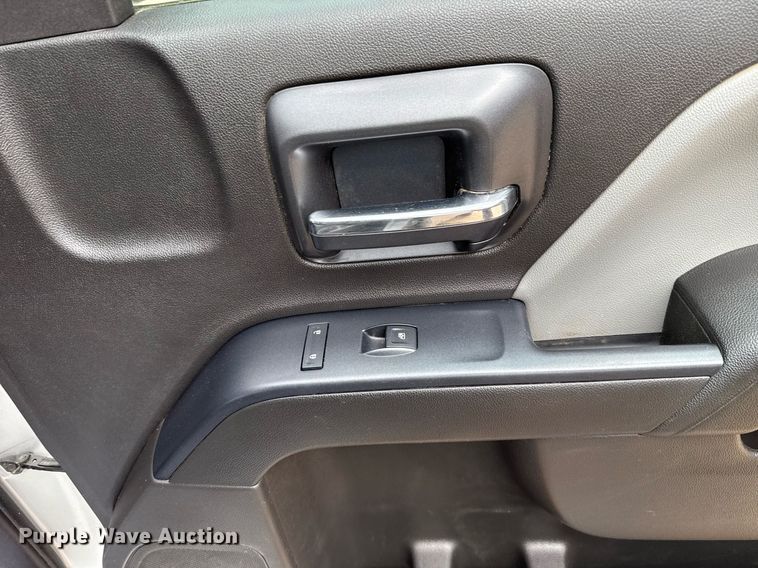 image for item DT6662 2016 Chevrolet Silverado 1500 Double Cab pickup truck