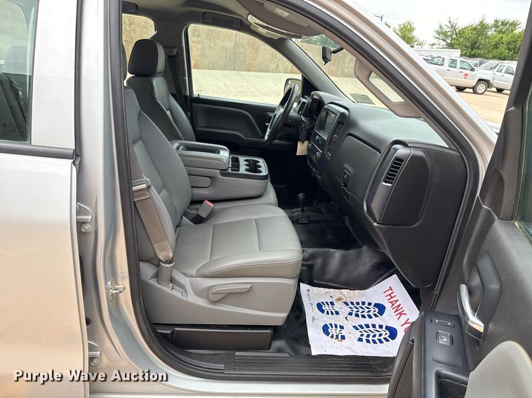 image for item DT6662 2016 Chevrolet Silverado 1500 Double Cab pickup truck