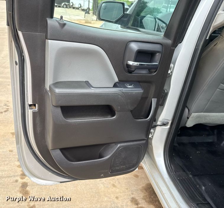 image for item DT6662 2016 Chevrolet Silverado 1500 Double Cab pickup truck