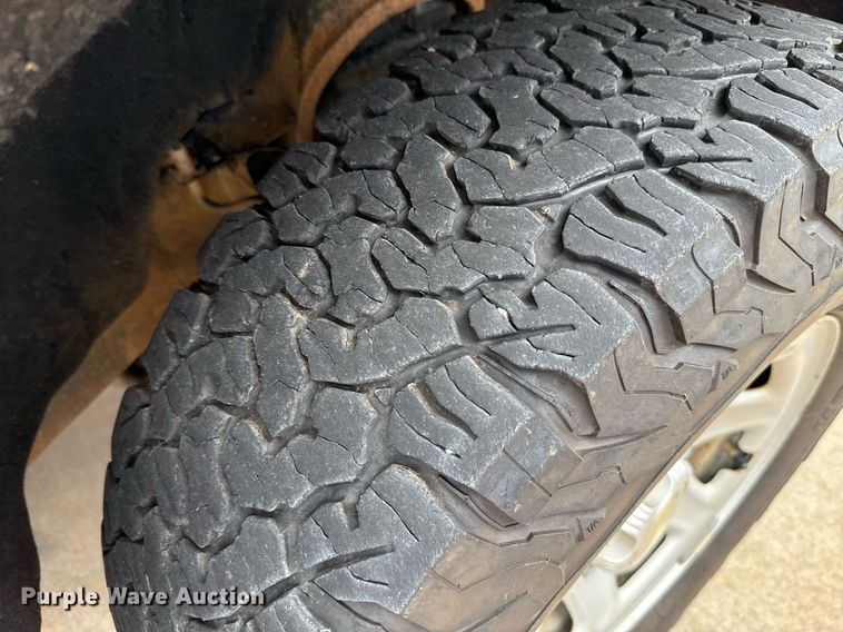 image for item DT6662 2016 Chevrolet Silverado 1500 Double Cab pickup truck